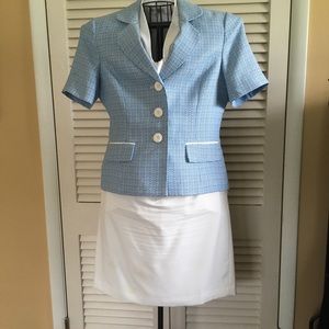 Le Suit Brand Short Sleeved Skirt Suit
